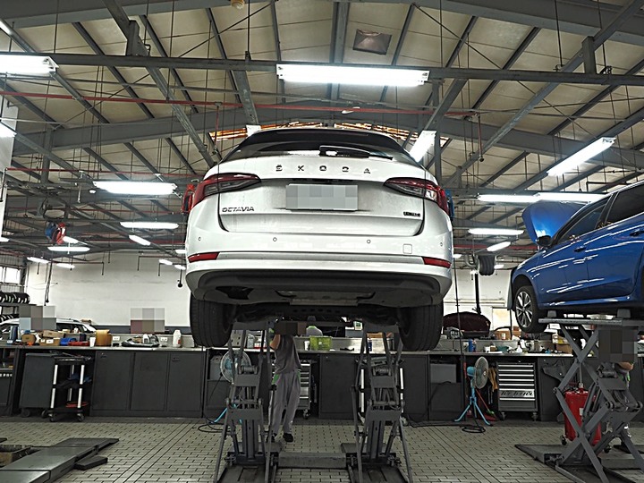ŠKODA OCTAVIA COMBI 1.0TSI e-TEC 30,000km 保養紀錄