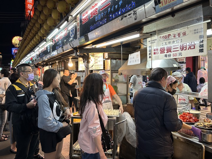 沒有雨的基隆(嶼)登島健行記