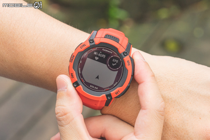 Garmin INSTINCT 2X Solar 本我系列錶款開箱｜首度導入LED手電筒、高CP值探險鉅作！