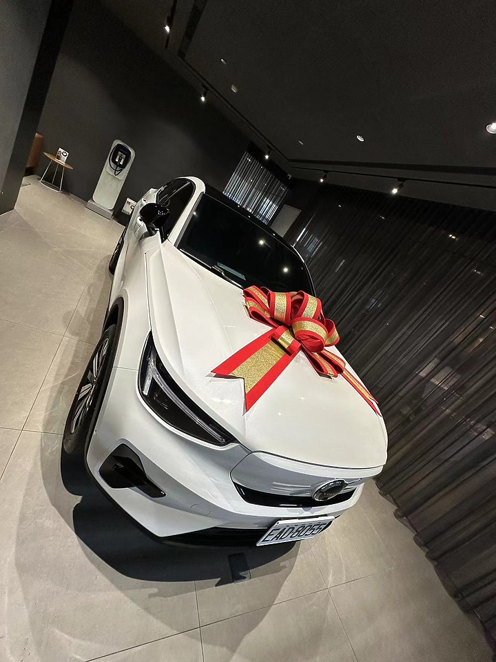 人生第一台EV Volvo C40