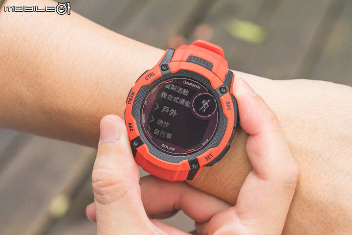 Garmin INSTINCT 2X Solar 本我系列錶款開箱|首度導入LED手電筒、高CP值探險鉅作!
