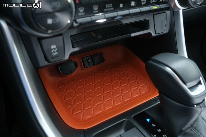MG HS 2.0 / Ford Kuga ST-Line / Toyota RAV4 Adventure 集體評比|整體表現更全面的中流砥柱!