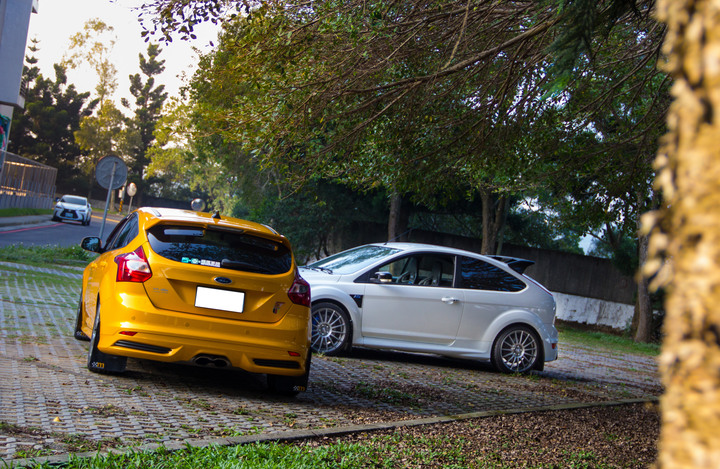 稀有動物- Focus RS MK2- 缺陷, 但是讓人瘋狂著迷的超級鋼砲先驅 - 小開箱_1: 背景與外觀