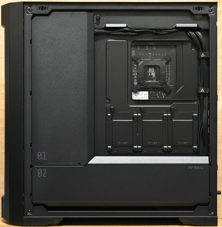 點我看大圖 Antec Performance 1機殼開箱