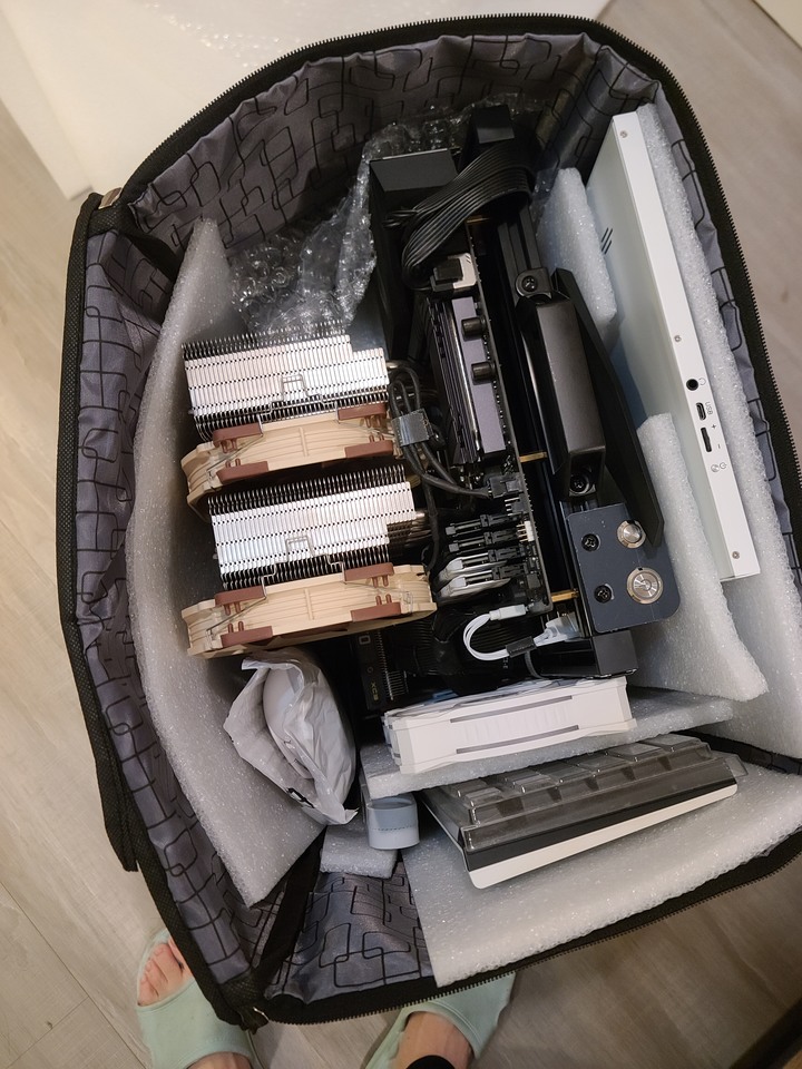 電腦主機攜帶化-執行