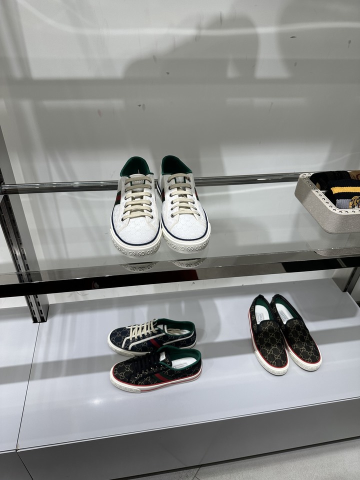 「開箱」GUCCI TIGER sneakers
