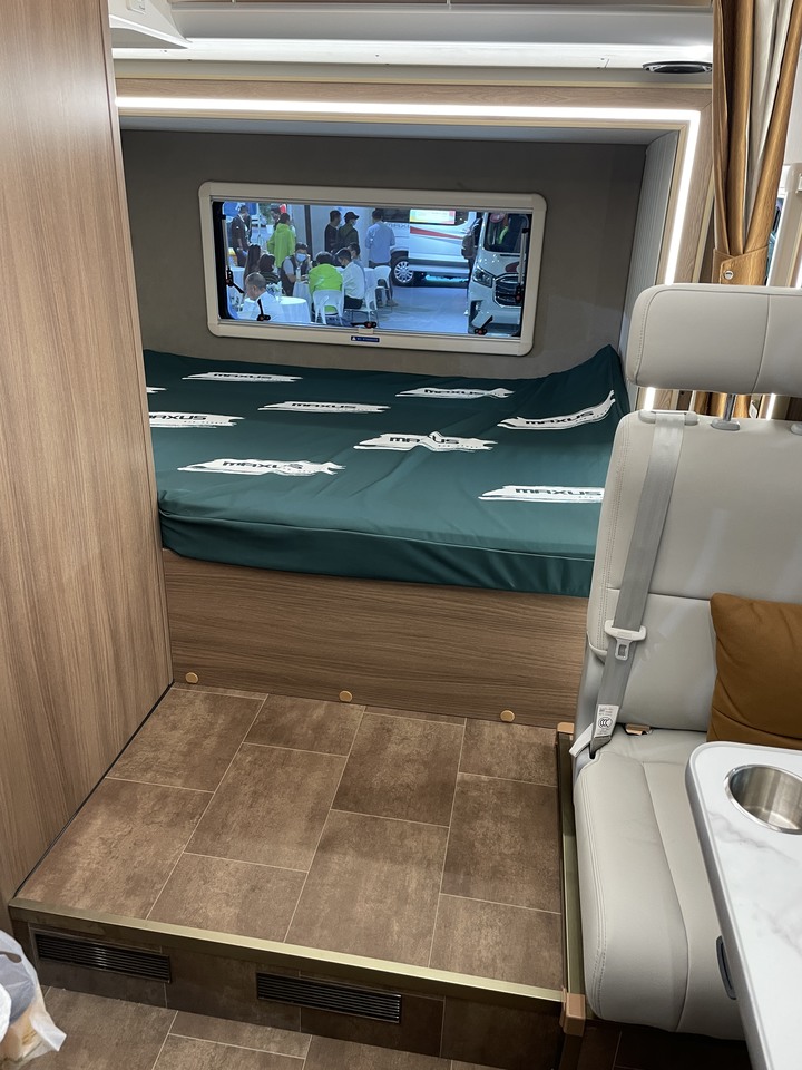 參觀上海國際房車旅遊博覽會 (露營車)