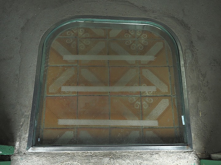 北投 中心新村與舊雙溪河步道 — 全臺唯一溫泉軍醫系統眷村，附掛市區內大片青翠稻田