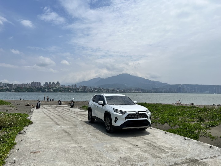 2023年RAV4汽油旗艦版微開箱