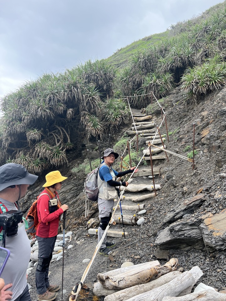 阿塱壹古道 (琅嶠卑南古道)