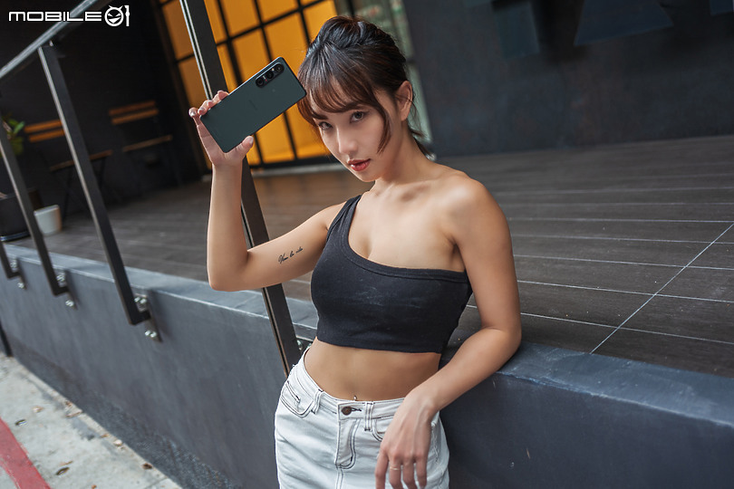 Sony Xperia 1 V初步體驗|變化存同求異、不走大底更有α味!