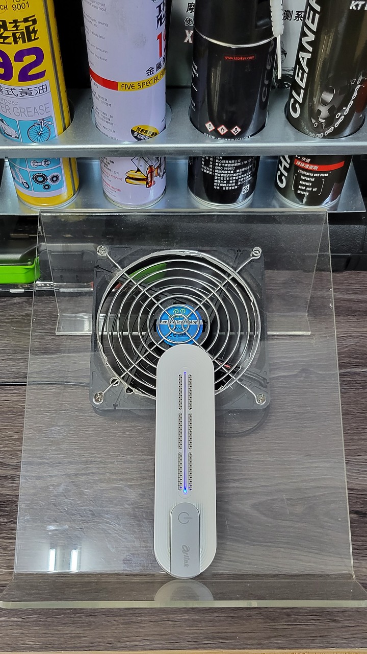 開箱分享 活氧抑菌除味淨化機 DF10 改造淨化安全帽!!