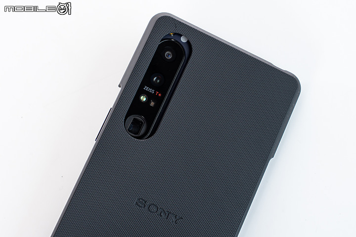 Sony Xperia 1 V初步體驗|變化存同求異、不走大底更有α味!
