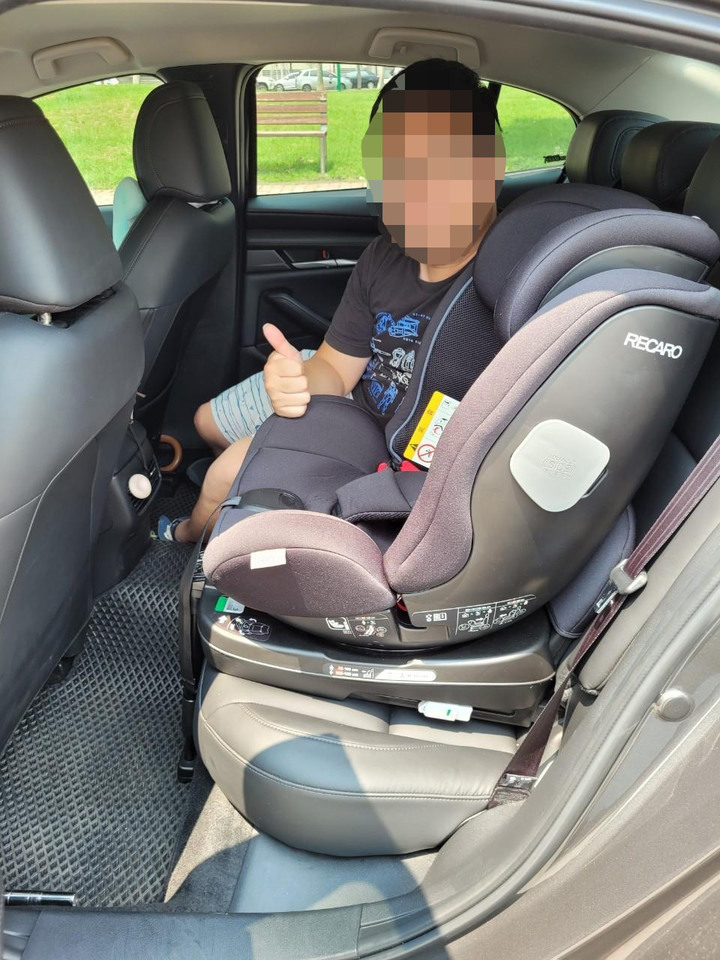 #開箱 Recaro salia 125 安全汽座分享!!