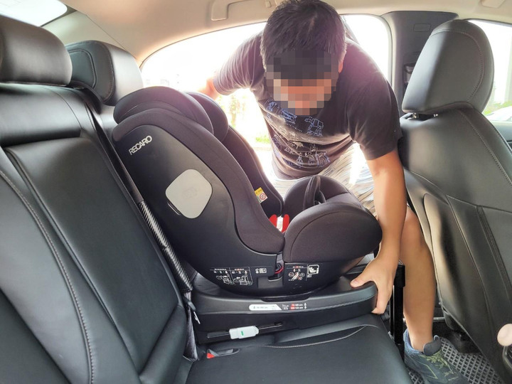 #開箱 Recaro salia 125 安全汽座分享!!