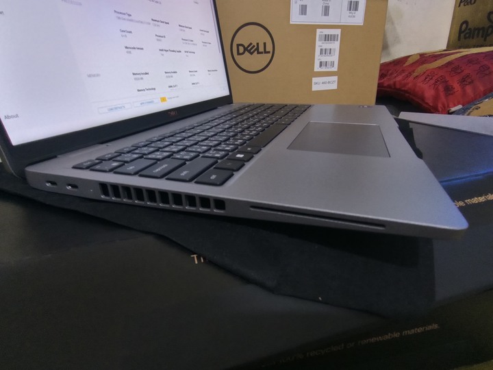 【DELL商用文書】DELL 新一代商用文書筆記型電腦 Latitude 5540, 隨機將記憶體升級至 64GB DDR5-5200MHZ !!