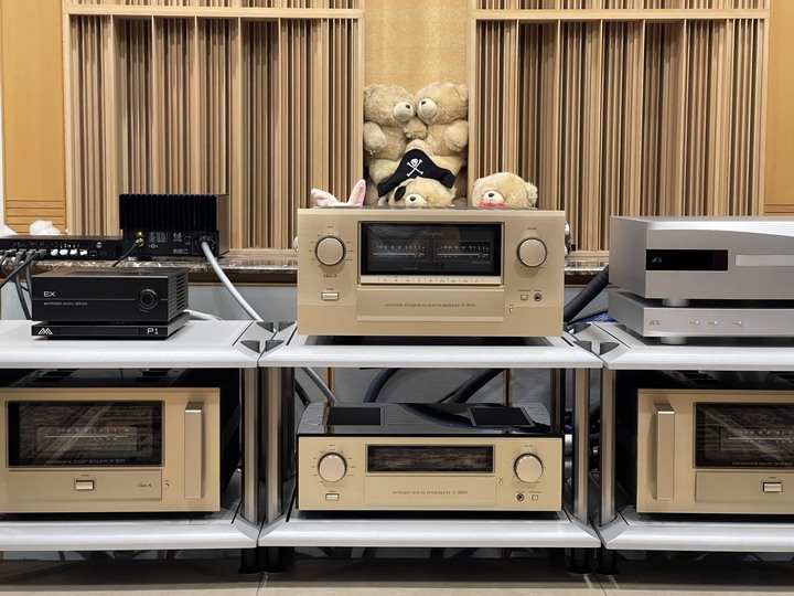開箱燒友的Accuphase E800