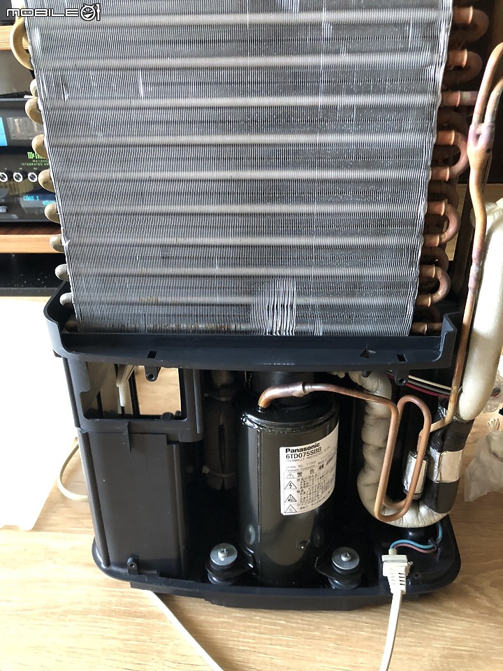 點我看大圖 三菱除濕機 MJ-E175AF-TW DIY 保養(圖多慎入)
