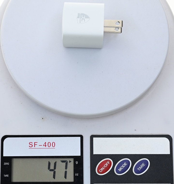 accuwitt高山充33W快速充電器PA-1330-33簡測
