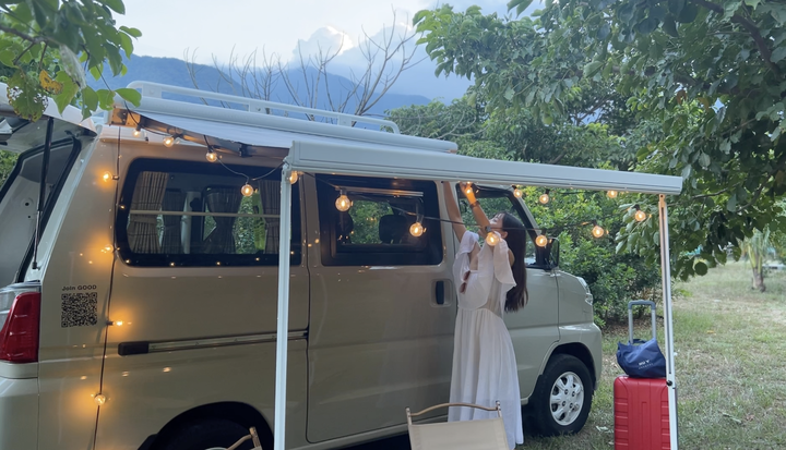 【露營車體驗】生日居然睡車上！宜蘭露營區看到滿天星、藍眼淚