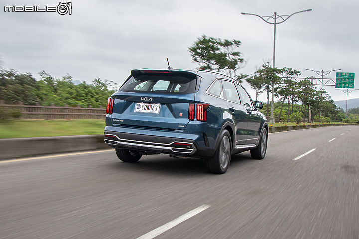 Kia Sorento 渦輪油電試駕|招牌大菜準備上桌!