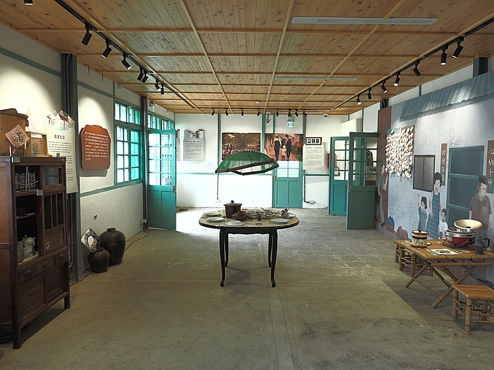 北投 中心新村與舊雙溪河步道 — 全臺唯一溫泉軍醫系統眷村，附掛市區內大片青翠稻田
