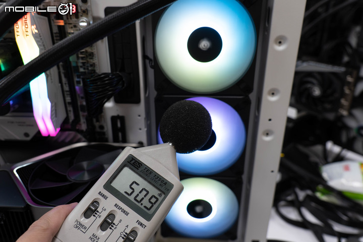 CORSAIR iCUE H150i ELITE LCD XT 360 AIO 水冷散熱器 以更高解熱能力持續穩定效能輸出