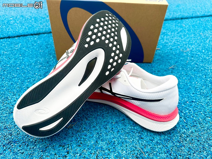 點我看大圖 【開箱】強力進化 ASICS MAGIC SPEED 3 實測分享