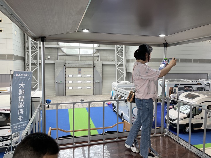 參觀上海國際房車旅遊博覽會 (露營車)