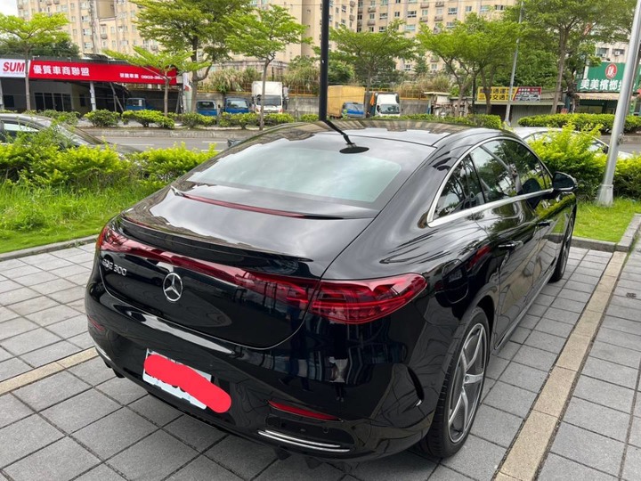 說好的 EQE300 交車開箱，因缺料等了9個月的美車
