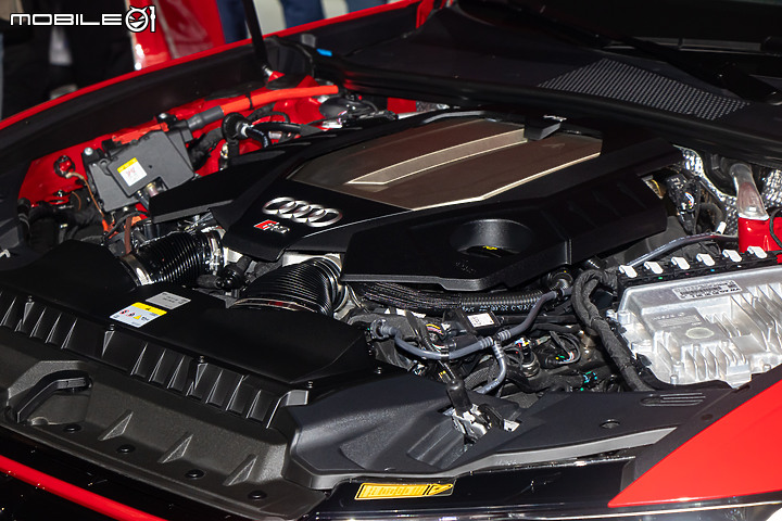 【採訪】800萬有找入主RS性能王！Audi RS 6、RS 7 performance 正式登台亮相！