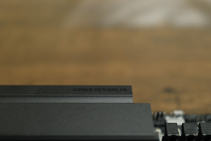 萬元內的誠意之作。由不可描述的 GIGABYTE 技嘉科技 帶來的 【Z790 AORUS ELITE AX】高品質主機板