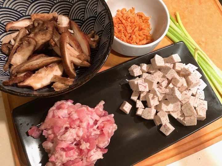 古早味芋頭鹹粥(用特福迷你萬用鍋製作版本)