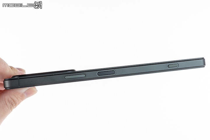 Sony Xperia 1 V初步體驗｜變化存同求異、不走大底更有α味！