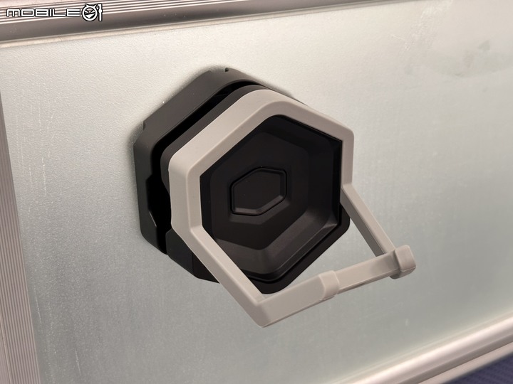 酷碼之寶 Cooler Master GEM 磁吸式電競支撐架