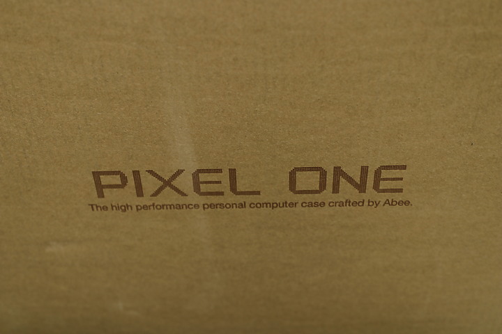點我看大圖 abee Pixel One - 360度萬元等級鋁金屬像素風 8bit 給我拼一隻兔子行嗎?₍ᐢ⑅ᐢ₎