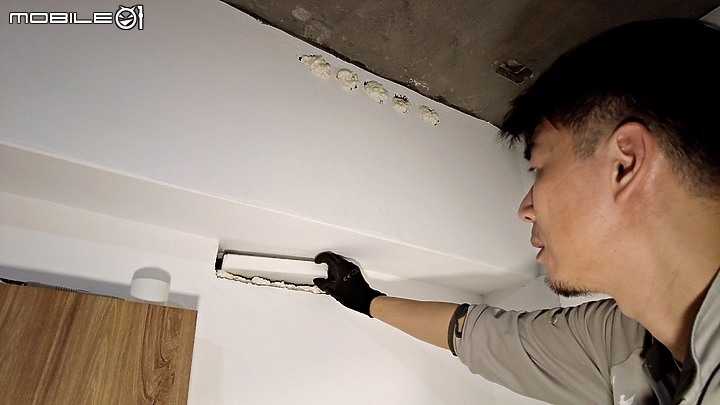 DIY 無痕填補牆壁孔洞、破損