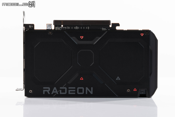 AMD Radeon RX 7600 顯示卡開箱實測 以更親民價格殺入市場的 1080p 新顯卡