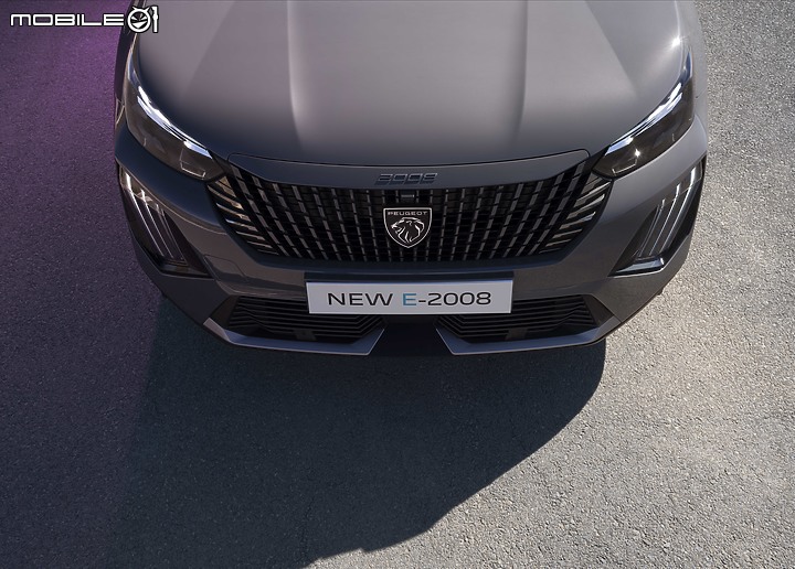 【海外新訊】Peugeot 2008小改款登場,外觀微整、純電E-2008動力續航力皆升級!