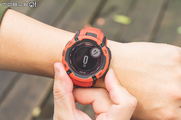 Garmin INSTINCT 2X Solar 本我系列錶款開箱｜首度導入LED手電筒、高CP值探險鉅作！