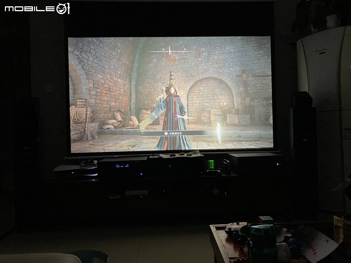 遊戲電影兩不誤的BENQ X3000i投影機