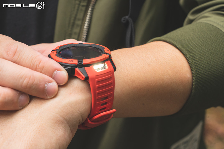 Garmin INSTINCT 2X Solar 本我系列錶款開箱｜首度導入LED手電筒、高CP值探險鉅作！