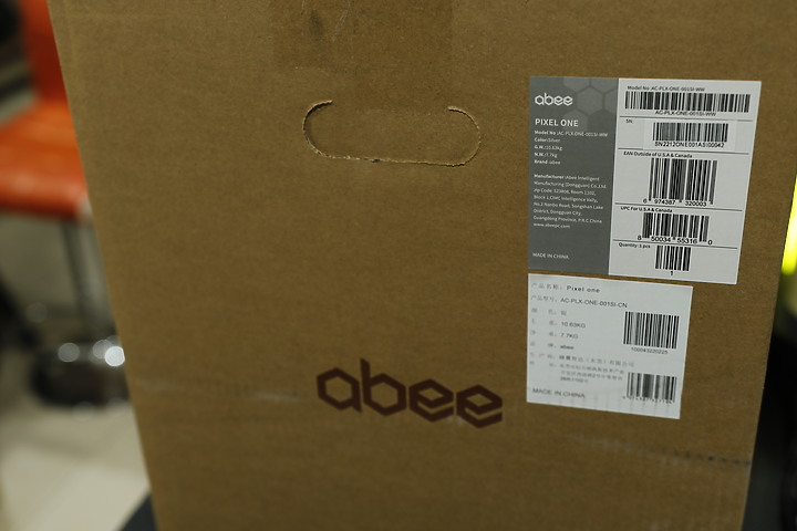 點我看大圖 abee Pixel One - 360度萬元等級鋁金屬像素風 8bit 給我拼一隻兔子行嗎?₍ᐢ⑅ᐢ₎