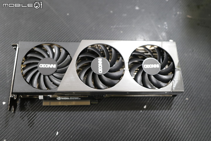 點我看大圖 映眾 INNO3D GEFORCE RTX 4070 Ti X3 雙槽,小體積,強大生產遊戲力,一張滿足