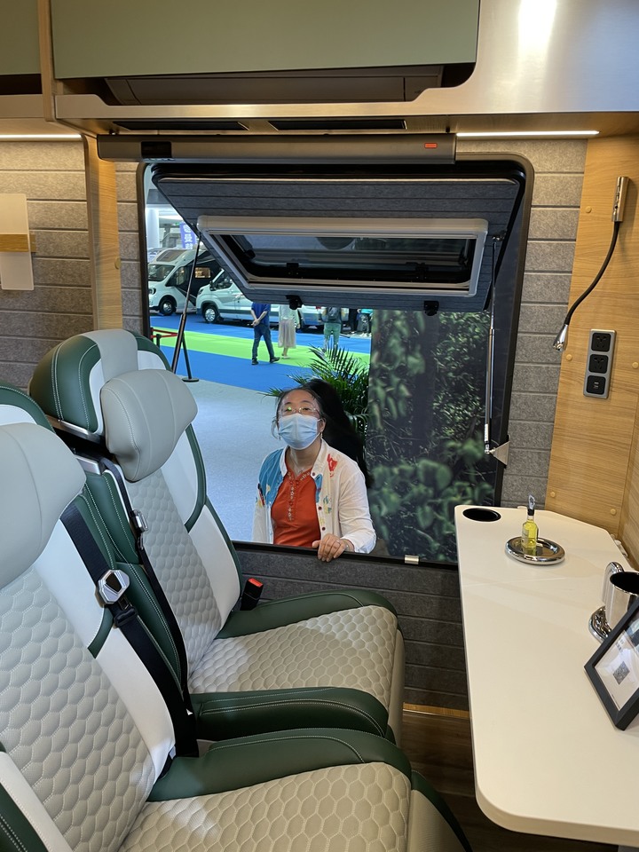 參觀上海國際房車旅遊博覽會 (露營車)