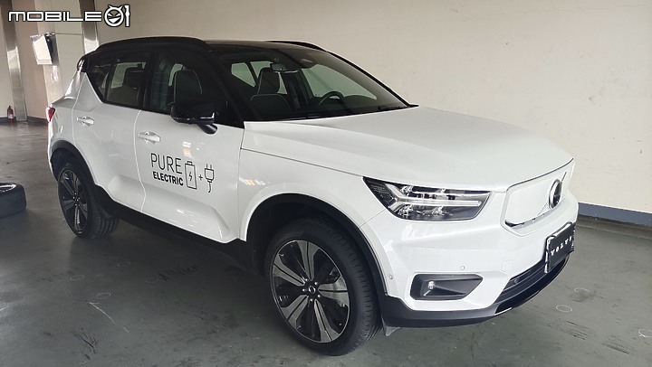 點我看大圖 【體驗心得分享】VOLVO XC40 Recharge Twin Motor 麗寶國際賽車場體驗
