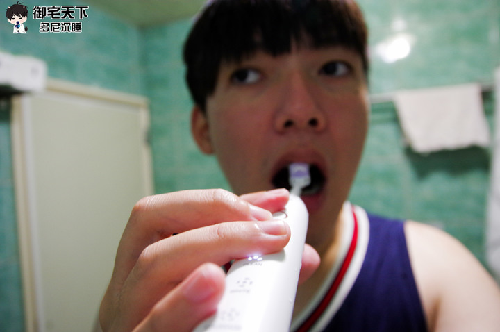 開箱｜HEISR 三面電動牙刷 - 告別刷牙死角，一次刷牙齒三面新體驗！
