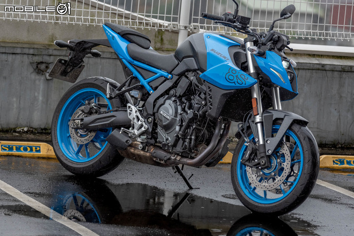 SUZUKI GSX-8S試駕｜貼著鈴木標的公爵 少了些狂野多了些文明！