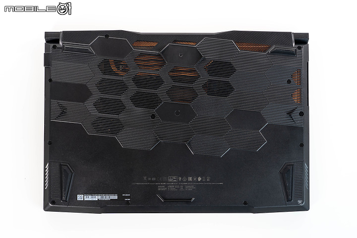 MSI Katana 17 B13V 電競筆電｜性能視覺雙重進化的龍魂之刃！