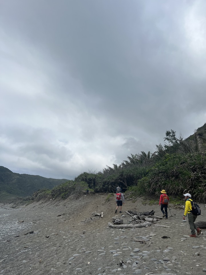 阿塱壹古道 (琅嶠卑南古道)